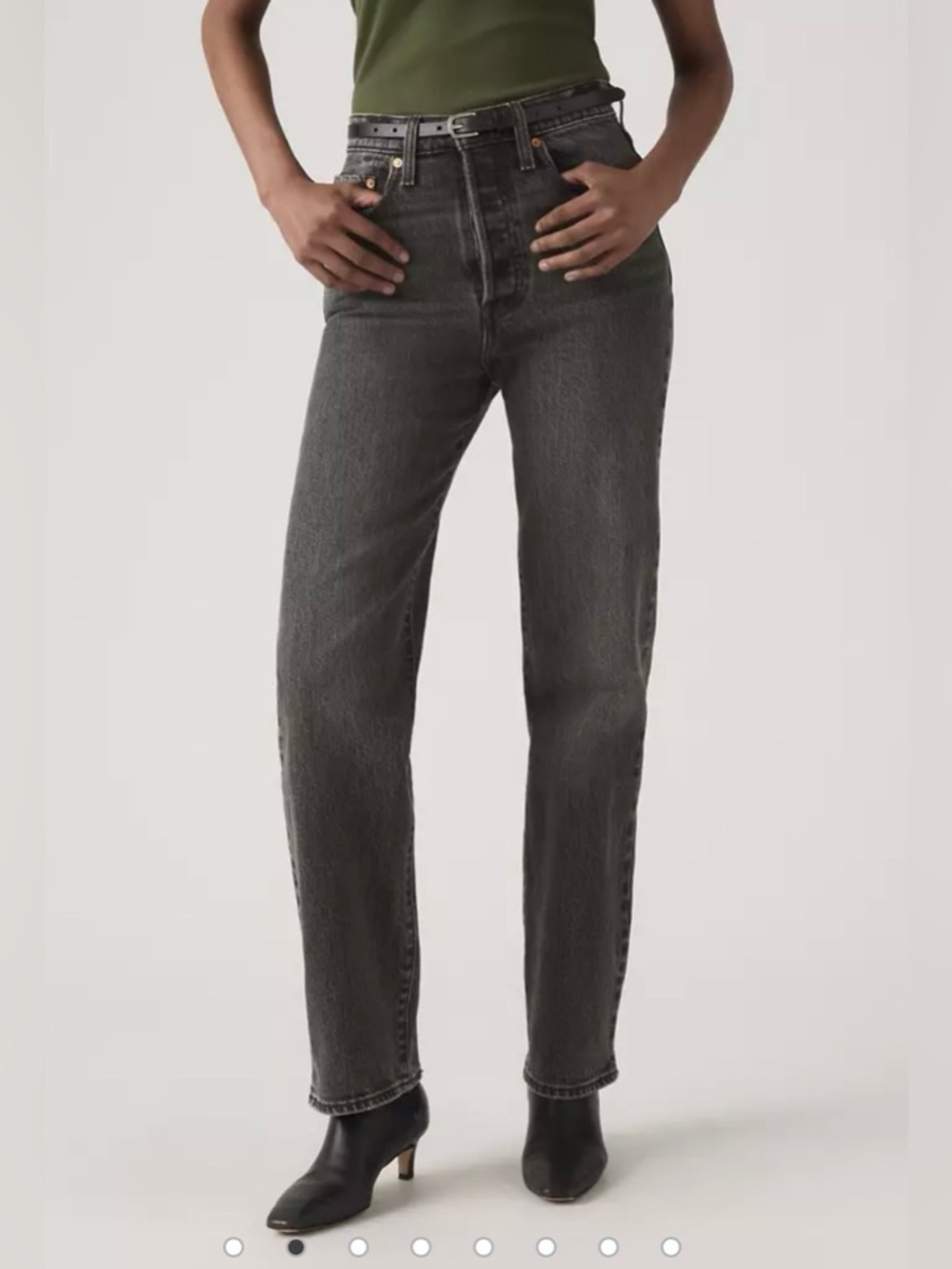 Levi's High Rise Ribcage Straight Jeans in Washed Black